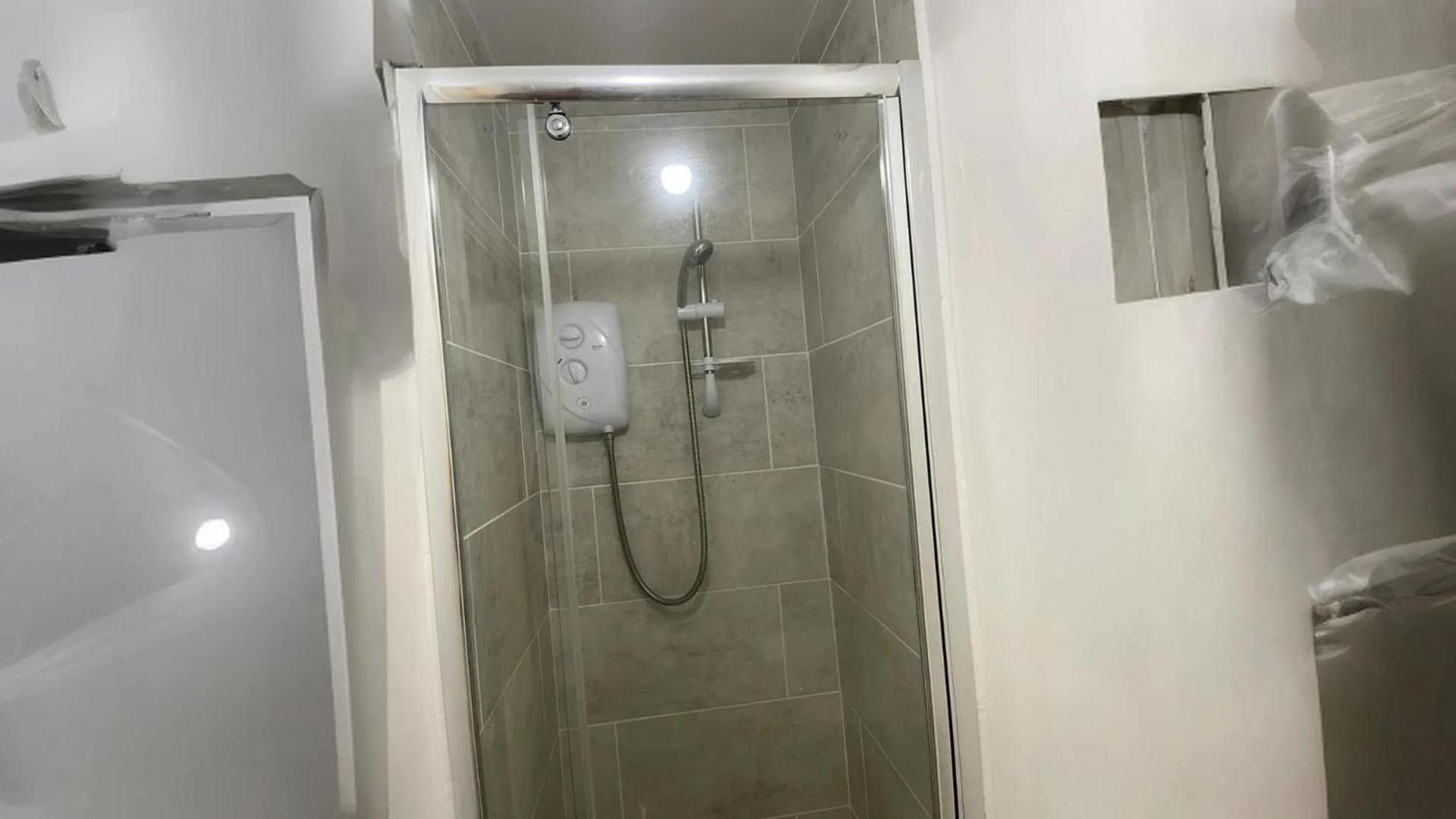 2-Bed Apartment - Sleeps 4 - Street Parking - Wifi マンチェスター エクステリア 写真